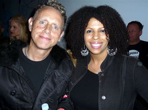 martin lee gore father.